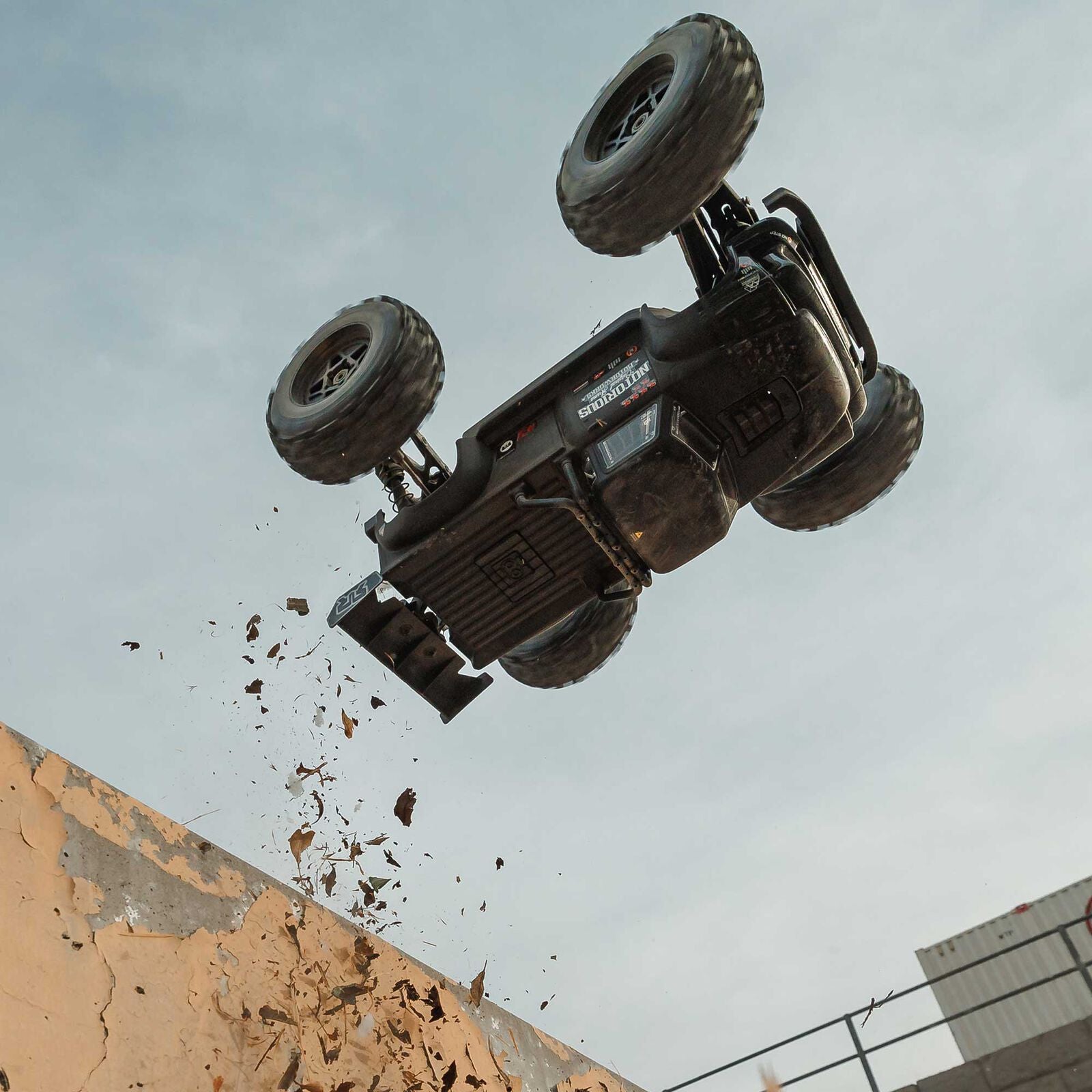 Arrma Notorious 6S BLX Brushless RTR 1/8 Monster Stunt Truck (Black) (V6) w/SLT3 2.4GHz Radio