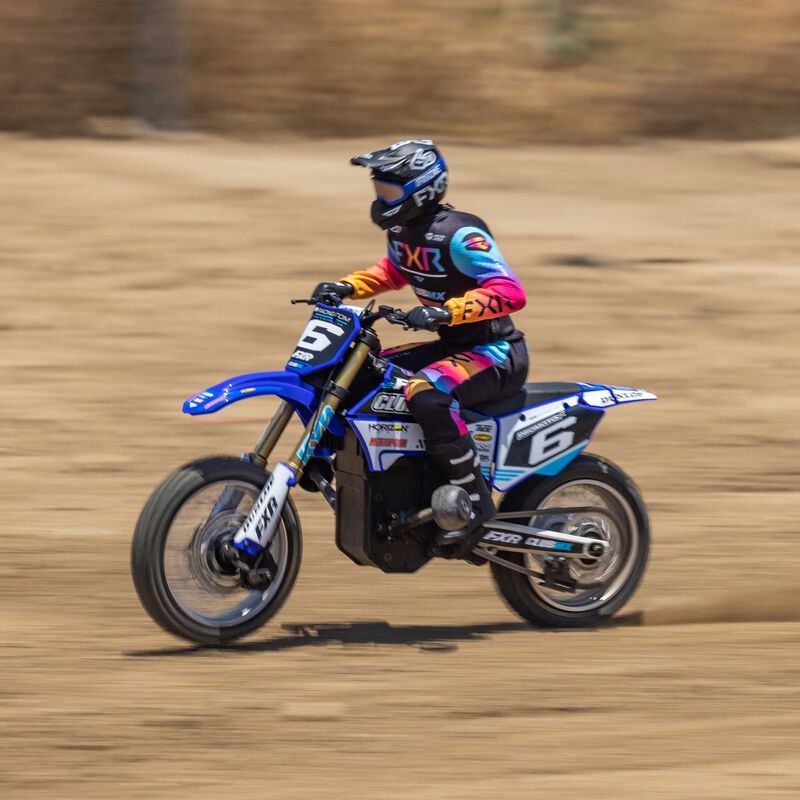 Losi Promoto-MX RTR 1/4 Brushless Motorcycle (ClubMX) w/2.4GHz DX3PM Radio & MS6X System