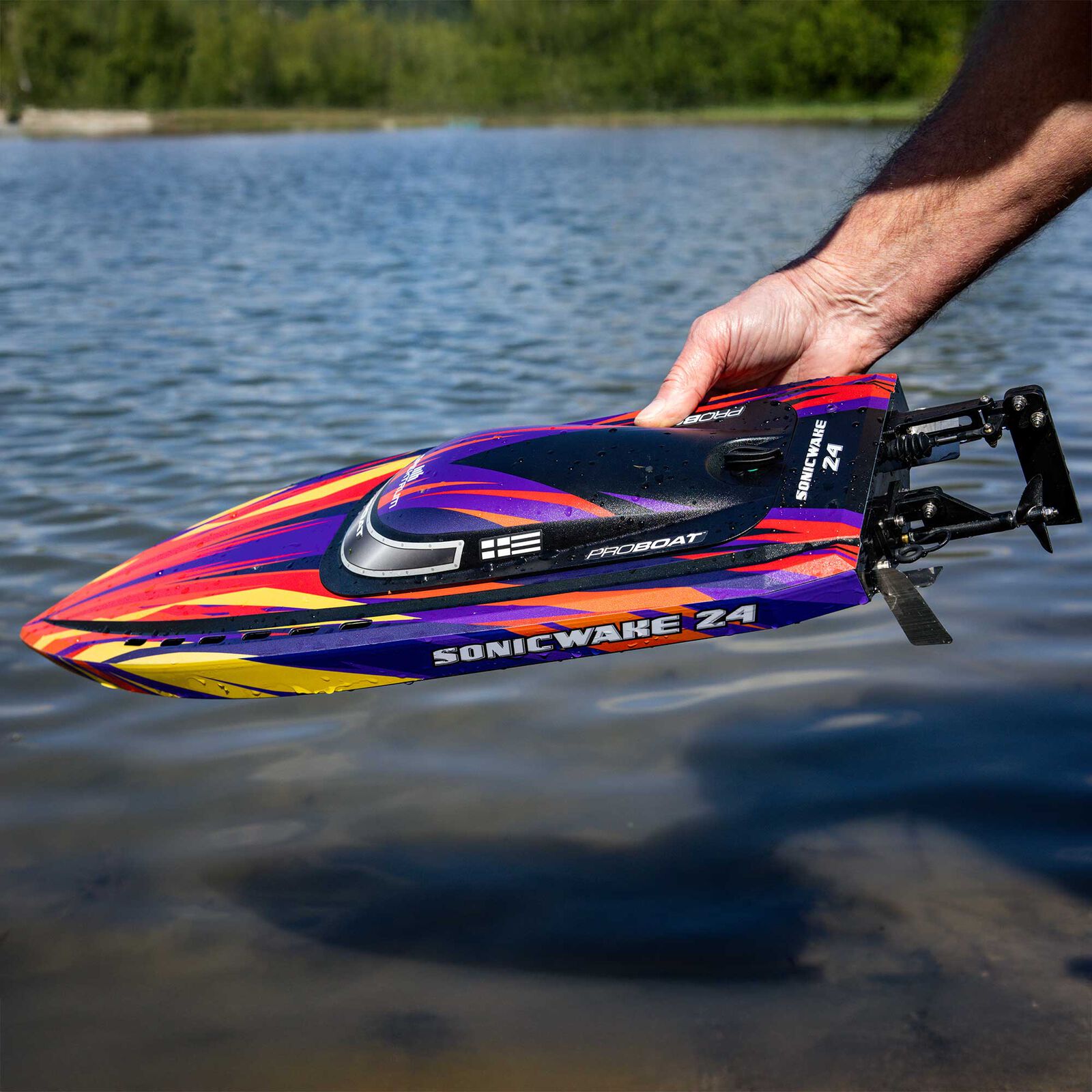 Pro Boat(Red) Sonicwake 24” Self-Righting Brushless Deep-V RTR