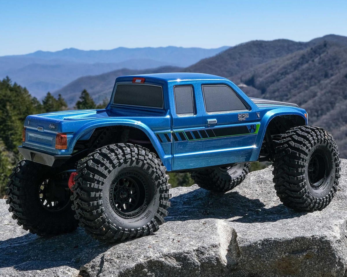 Axial SCX10 III Coyote 1/10 RTR 4WD Electric Rock Crawler (Blue) w/2.4GHz Radio