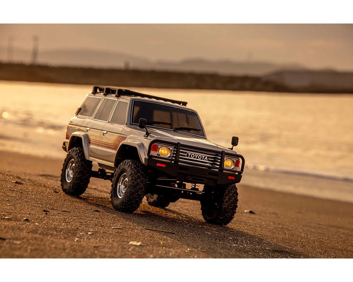 Kyosho KC10 Toyota Land Cruiser 60 1/10 4WD ReadySet Brushed Rock Crawler w/Syncro KT-231P+ 2.4GHz Radio