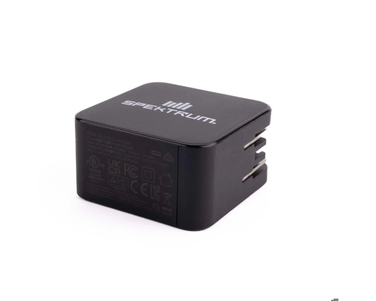 Spektrum RC 65W USB-C GaN Power Supply w/Type-C Charge Cable