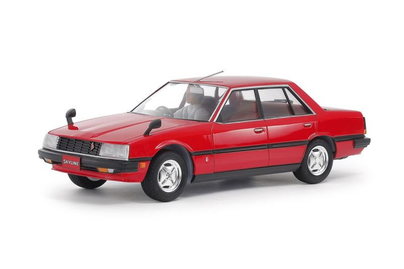 Tamiya 1/24 Nissan Skyline Sedan 2000 Turbo GT-E S Plastic Model