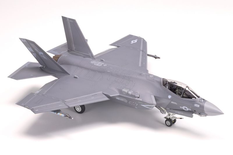Tamiya 1/72 Lockheed Martin F-35C Lightning II