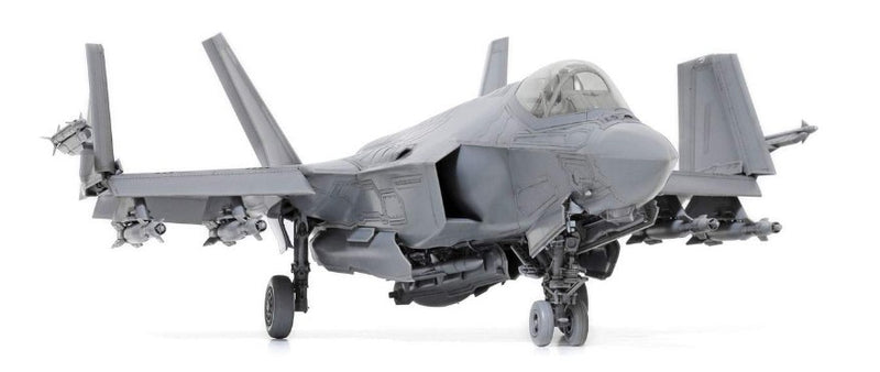 Tamiya 1/48 Lockheed Martin F-35 C Lightning II Plastic Model Kit