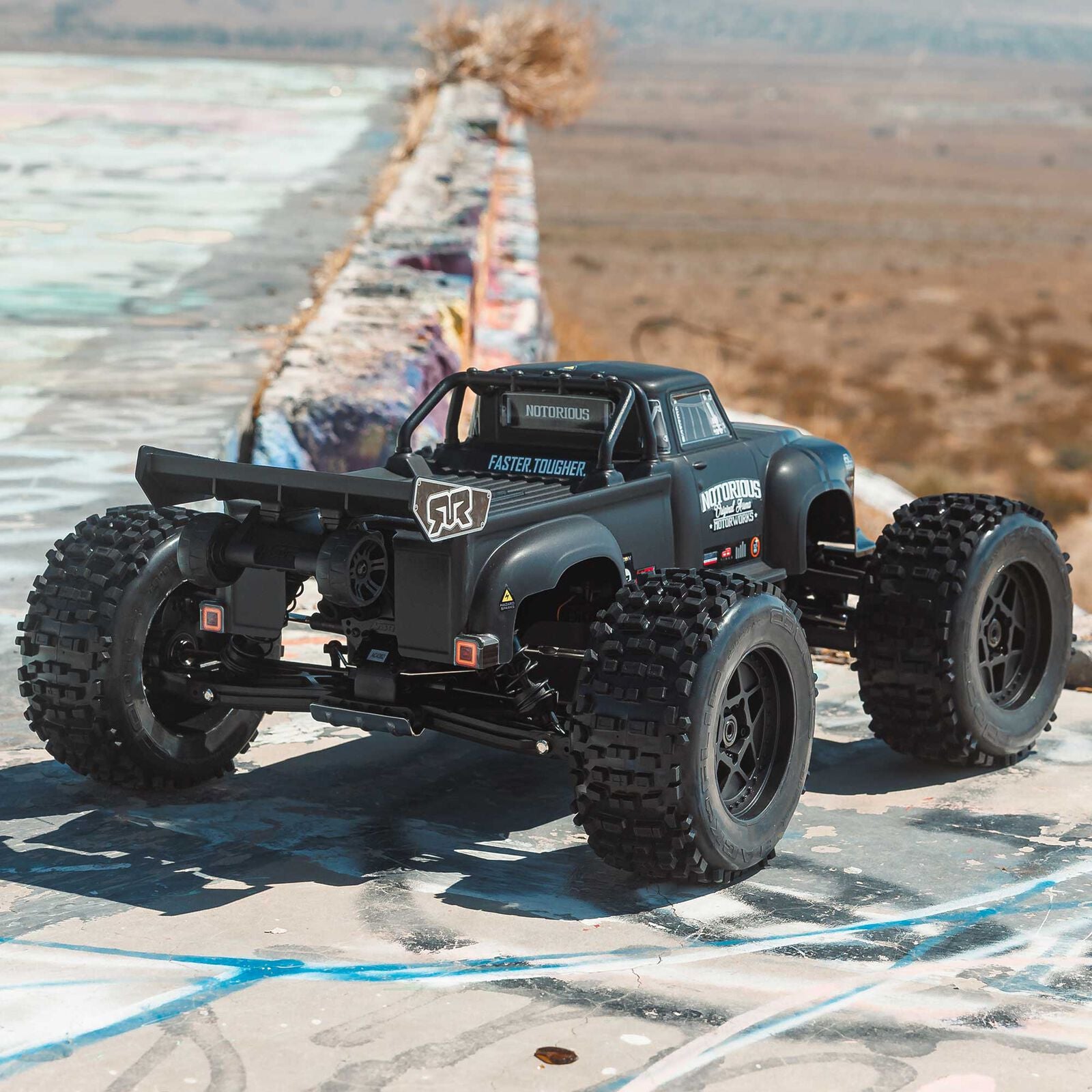 Arrma Notorious 6S BLX Brushless RTR 1/8 Monster Stunt Truck (Black) (V6) w/SLT3 2.4GHz Radio