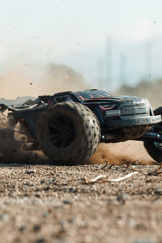 Arrma Kraton 6S EXB BLX RTR 1/8 4WD Brushless Speed Truck (Black) (V6) w/SLT3 2.4GHz Radio