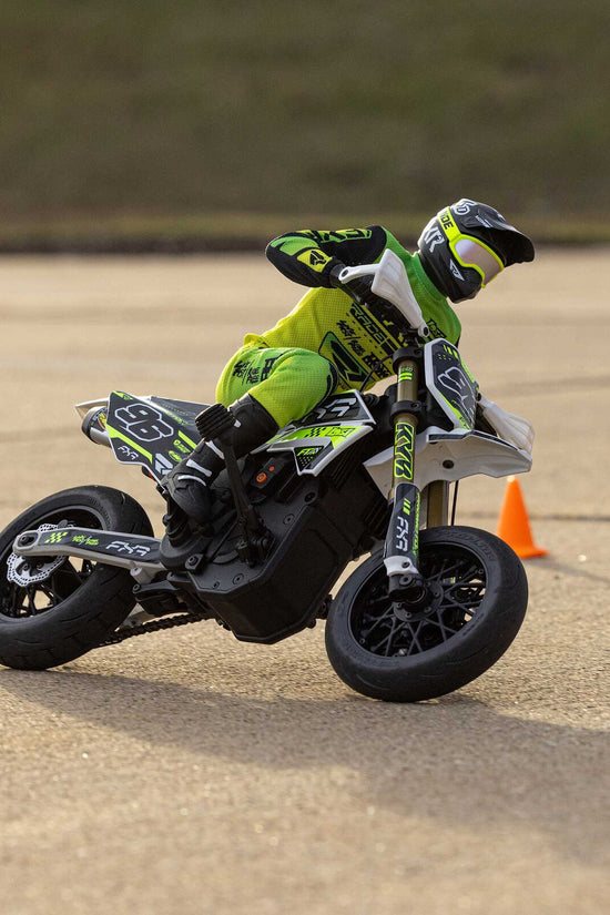 Losi Promoto-SM FXR Supermoto RTR 1/4 Brushless Motorcycle (White/FRX) w/2.4GHz Radio, Battery & Charger