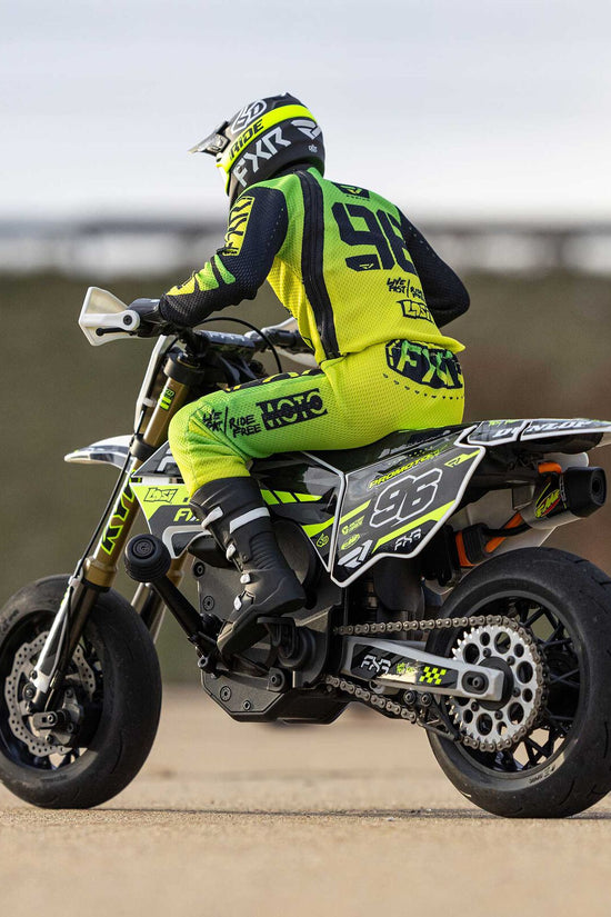 Losi Promoto-SM FXR Supermoto RTR 1/4 Brushless Motorcycle (White/FRX) w/2.4GHz Radio, Battery & Charger