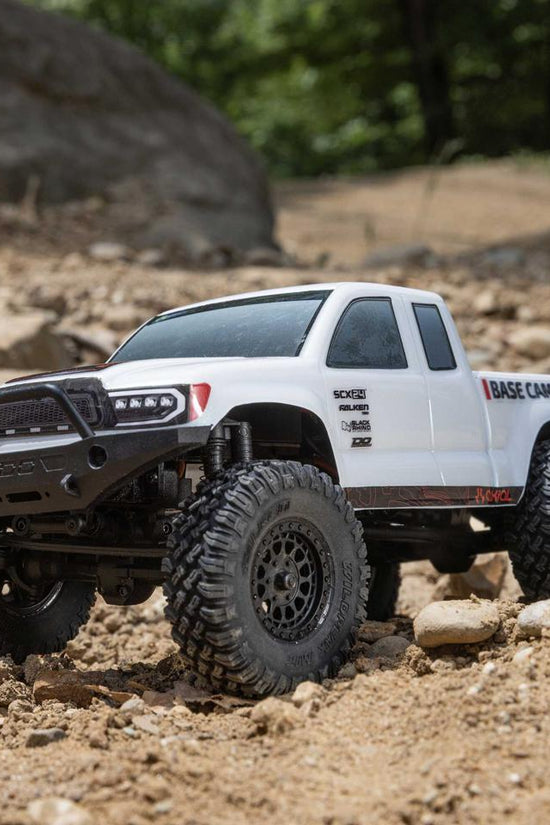 Axial SCX24 Base Camp 1/24 4WD RTR Scale Mini Crawler (White) w/2.4GHz Radio, Battery & Charger