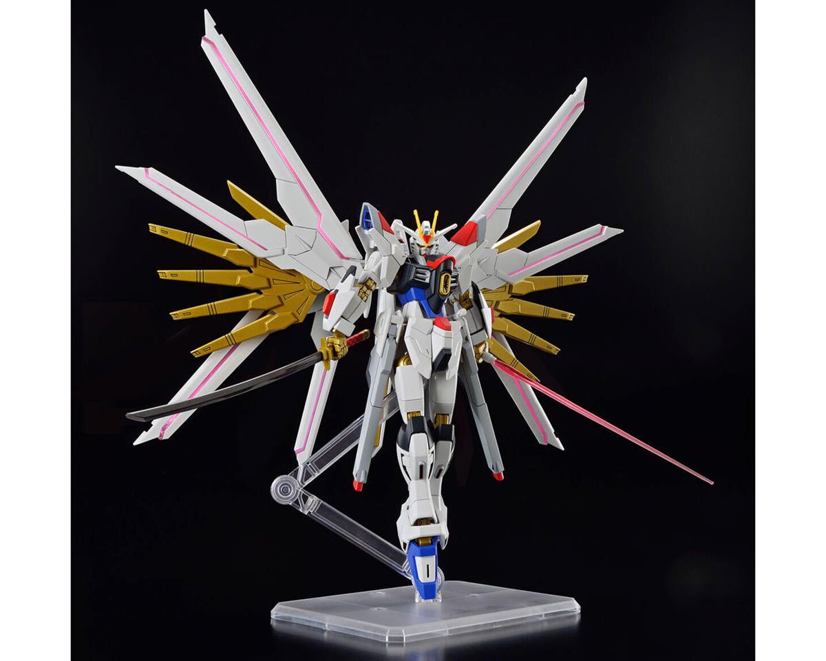 Bandai HGCE 1/144 #250 Mighty Strike Freedom Gundam "Gundam SEED Freedom" Model