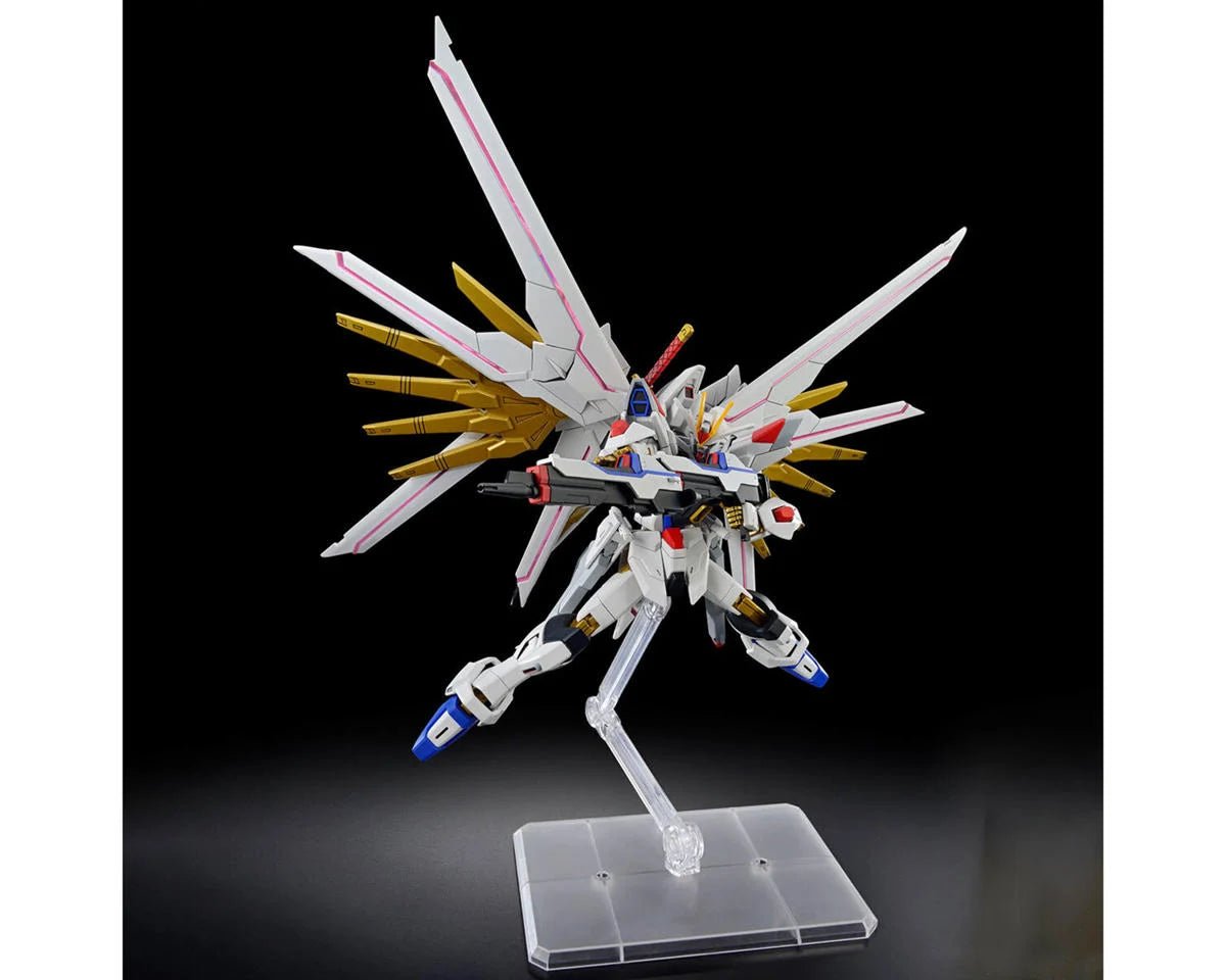 Bandai HGCE 1/144 #250 Mighty Strike Freedom Gundam "Gundam SEED Freedom" Model