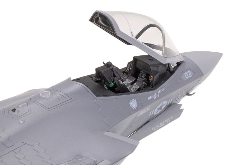 Tamiya 1/72 Lockheed Martin F-35C Lightning II
